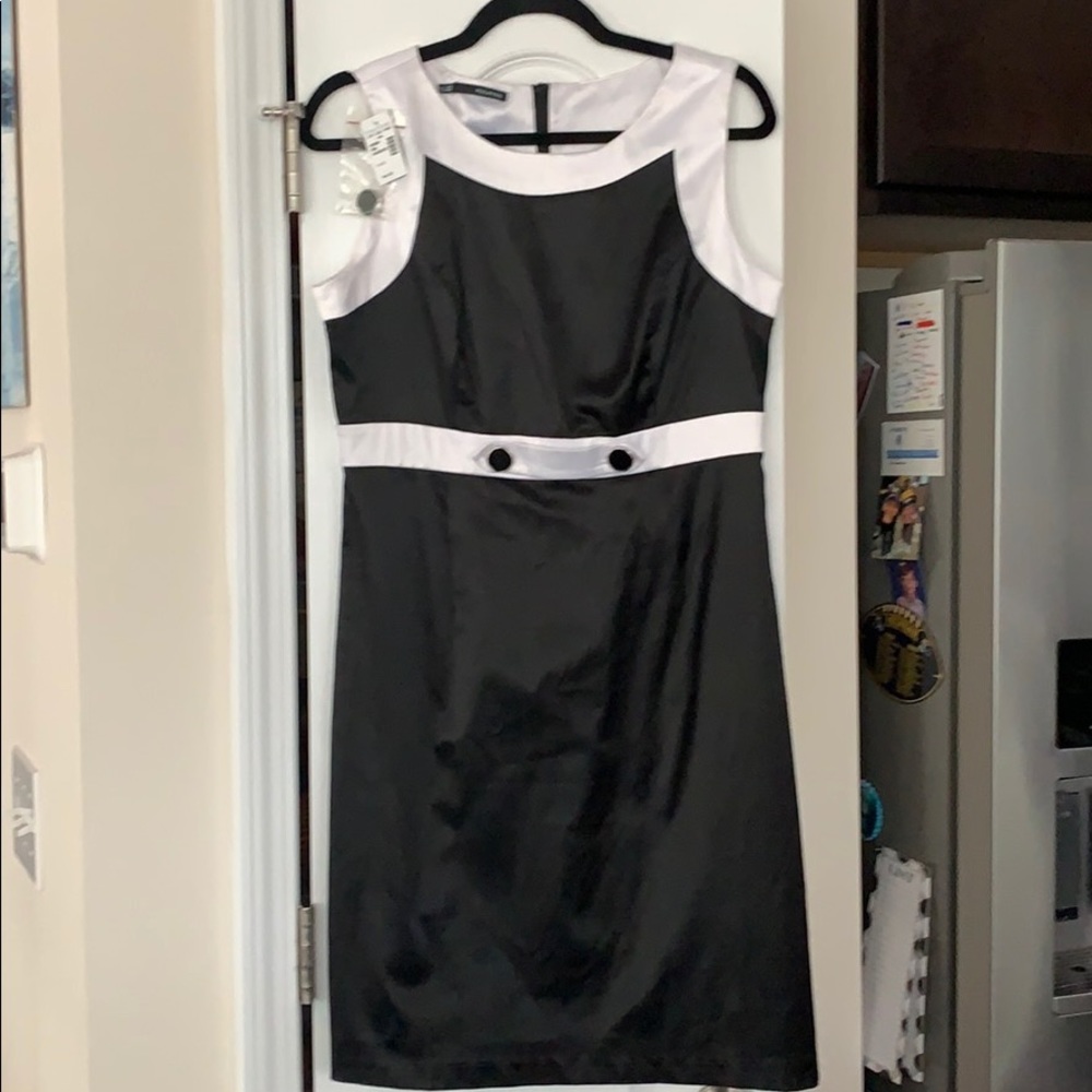 Women’s sleeveless dress